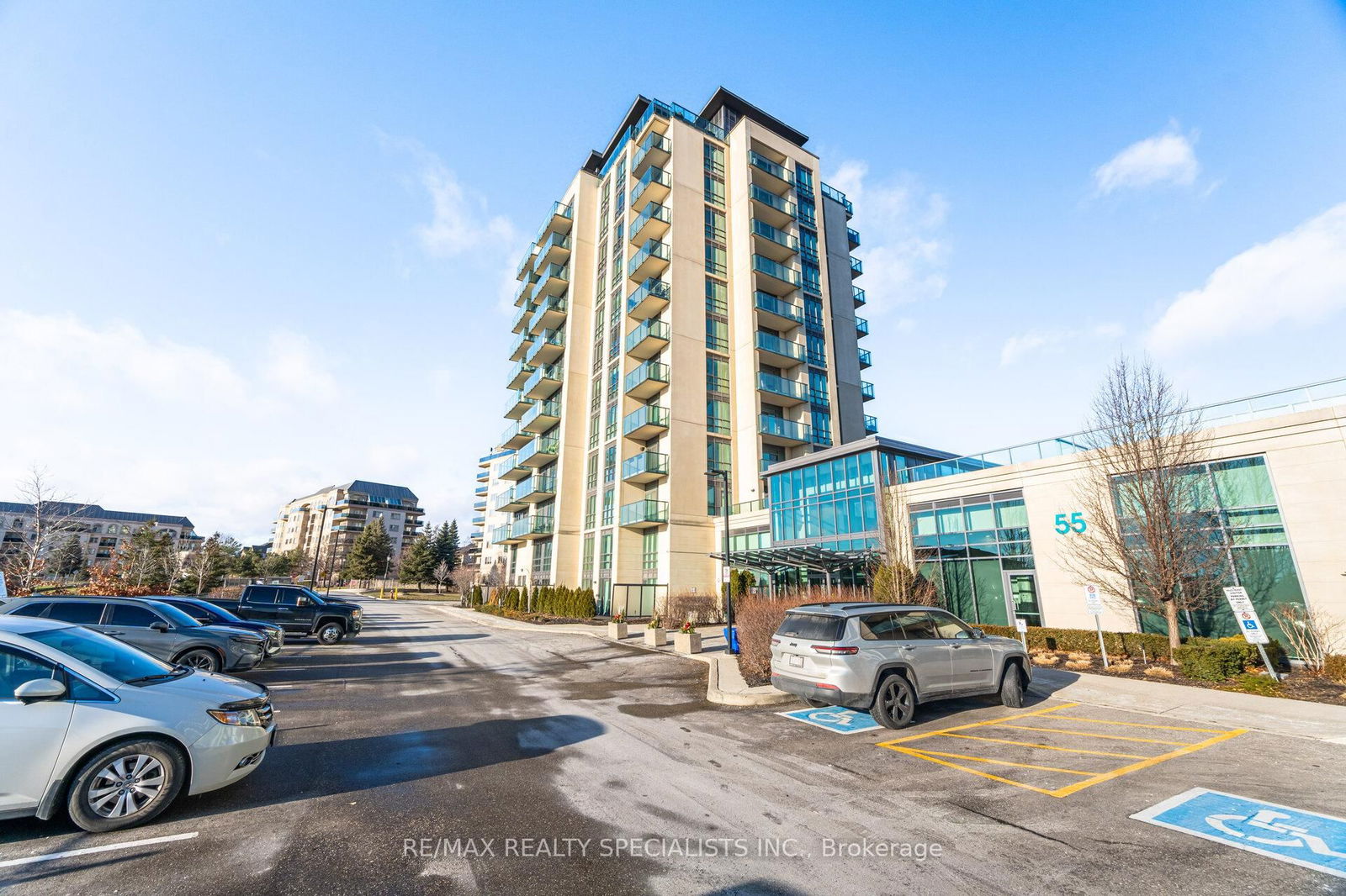 45 Yorkland Blvd, unit 204 for sale