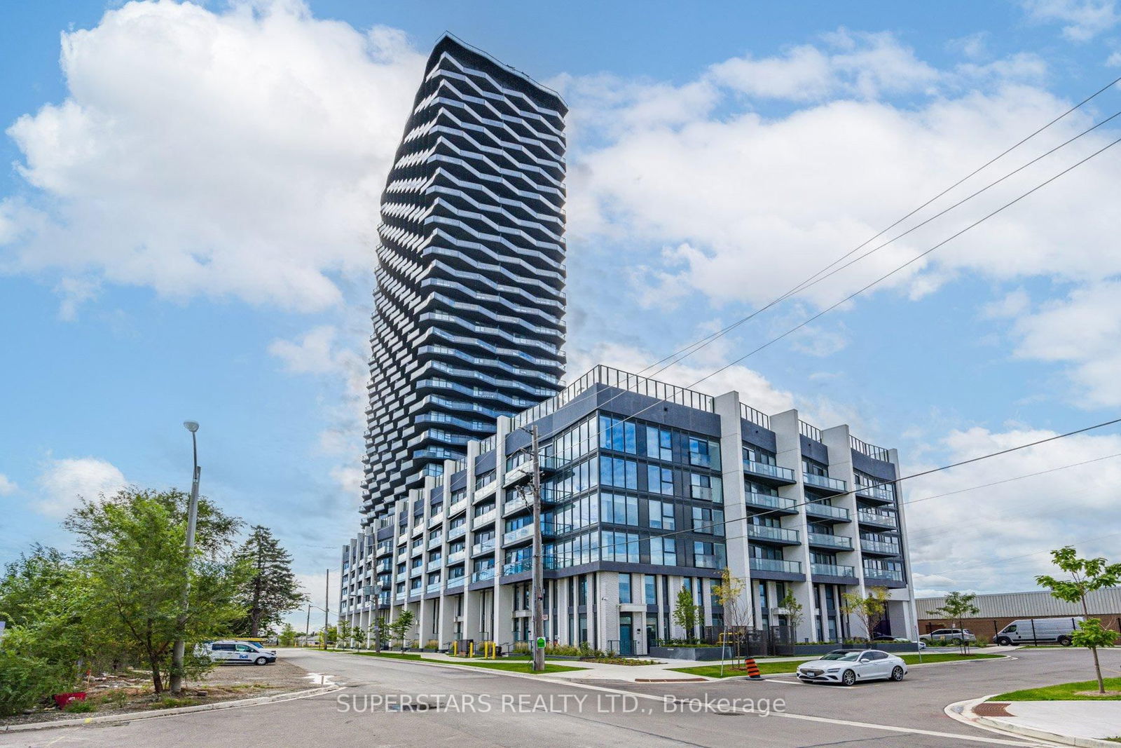 36 Zorra St, unit 301 for rent