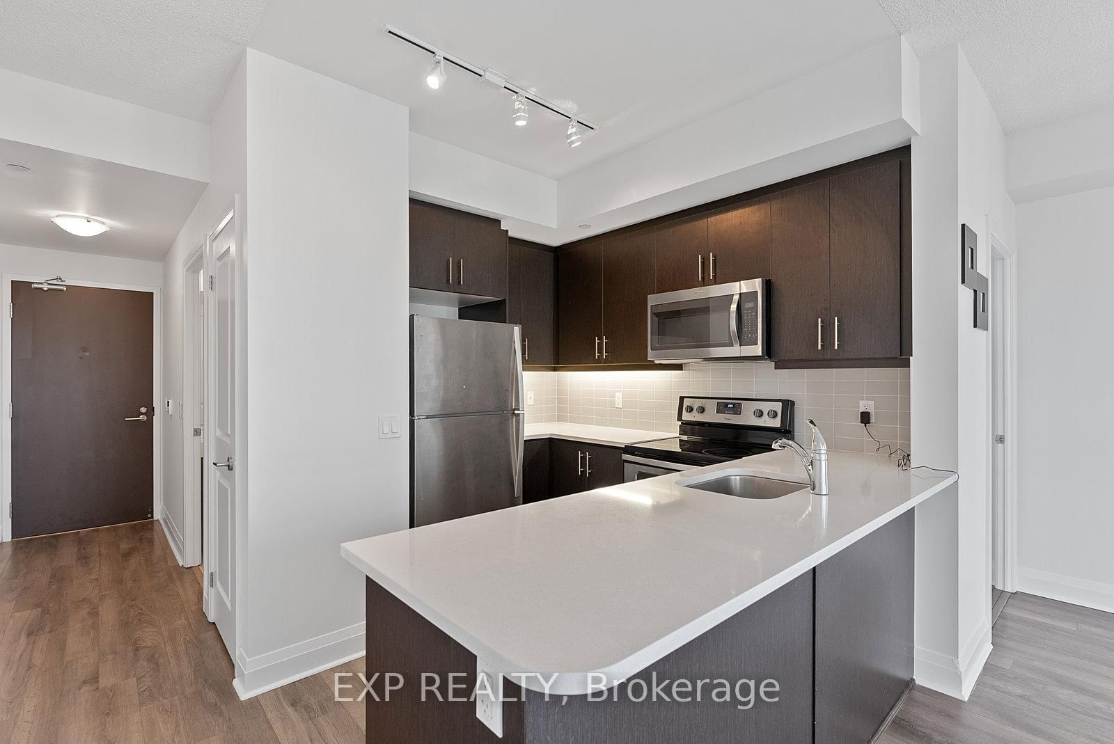 15 Zorra St, unit 1202 for rent