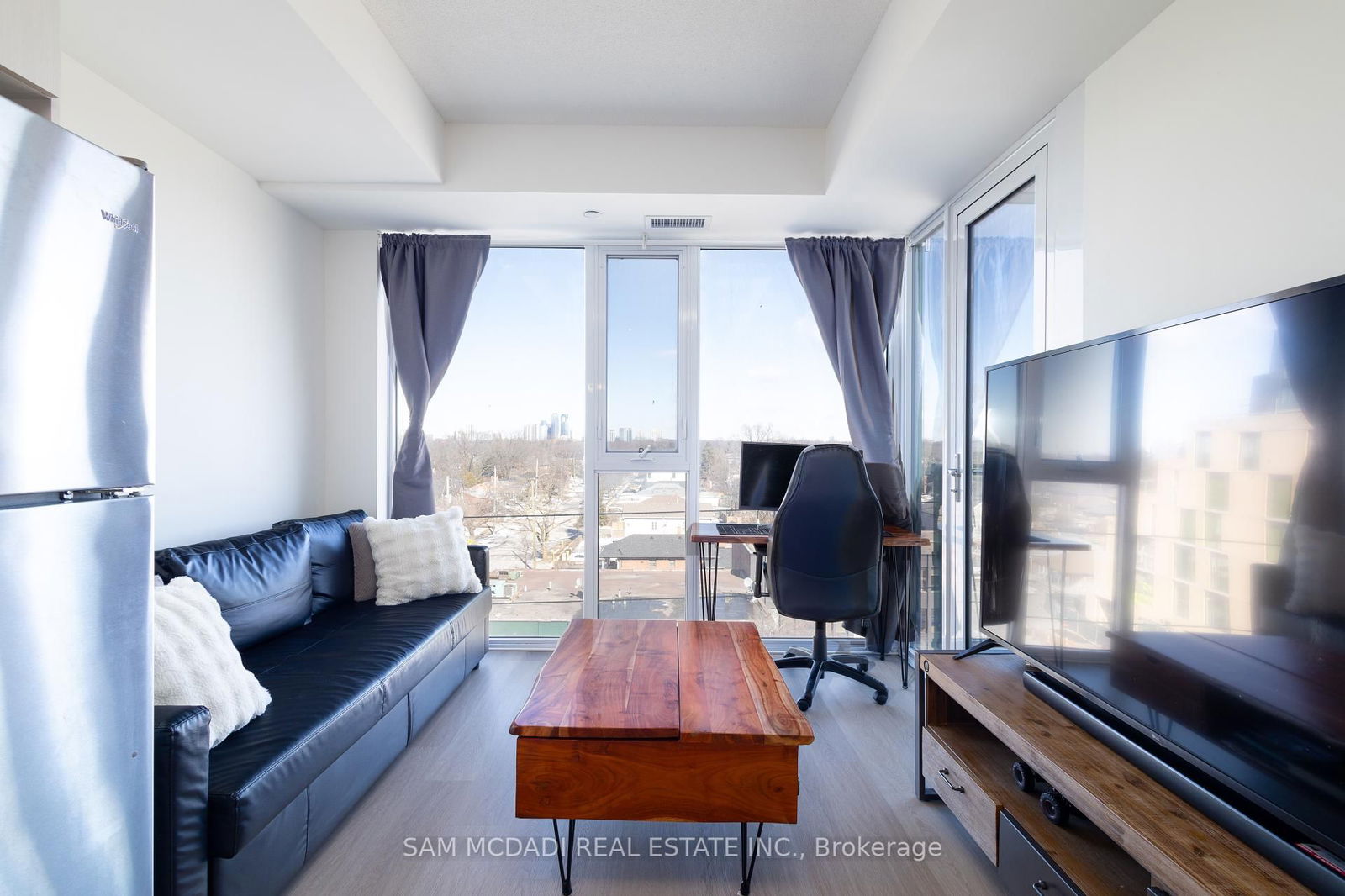 859 The Queensway, unit 521 for sale