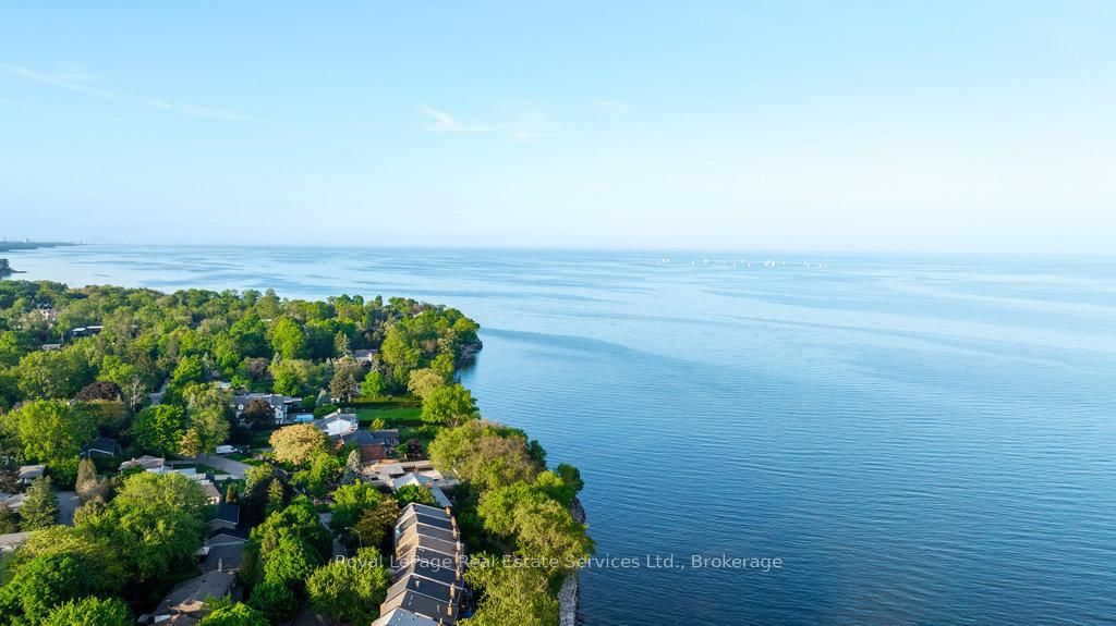 2110 Lakeshore Townhomes, Oakville, Toronto