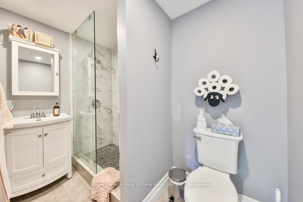 2110 Lakeshore Townhomes, Oakville, Toronto