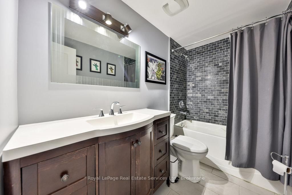 2110 Lakeshore Townhomes, Oakville, Toronto