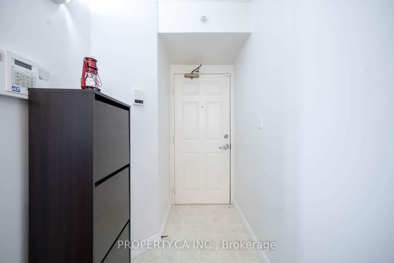 1450 Bishops Gate, unit 302 for rent