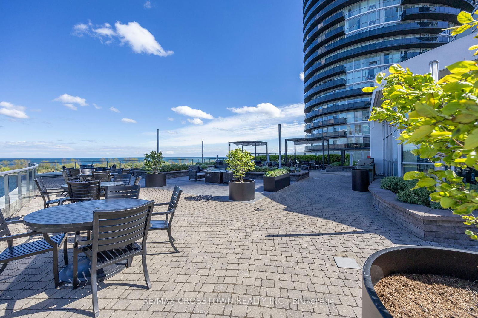 80 Marine Parade Dr, unit 201 for sale