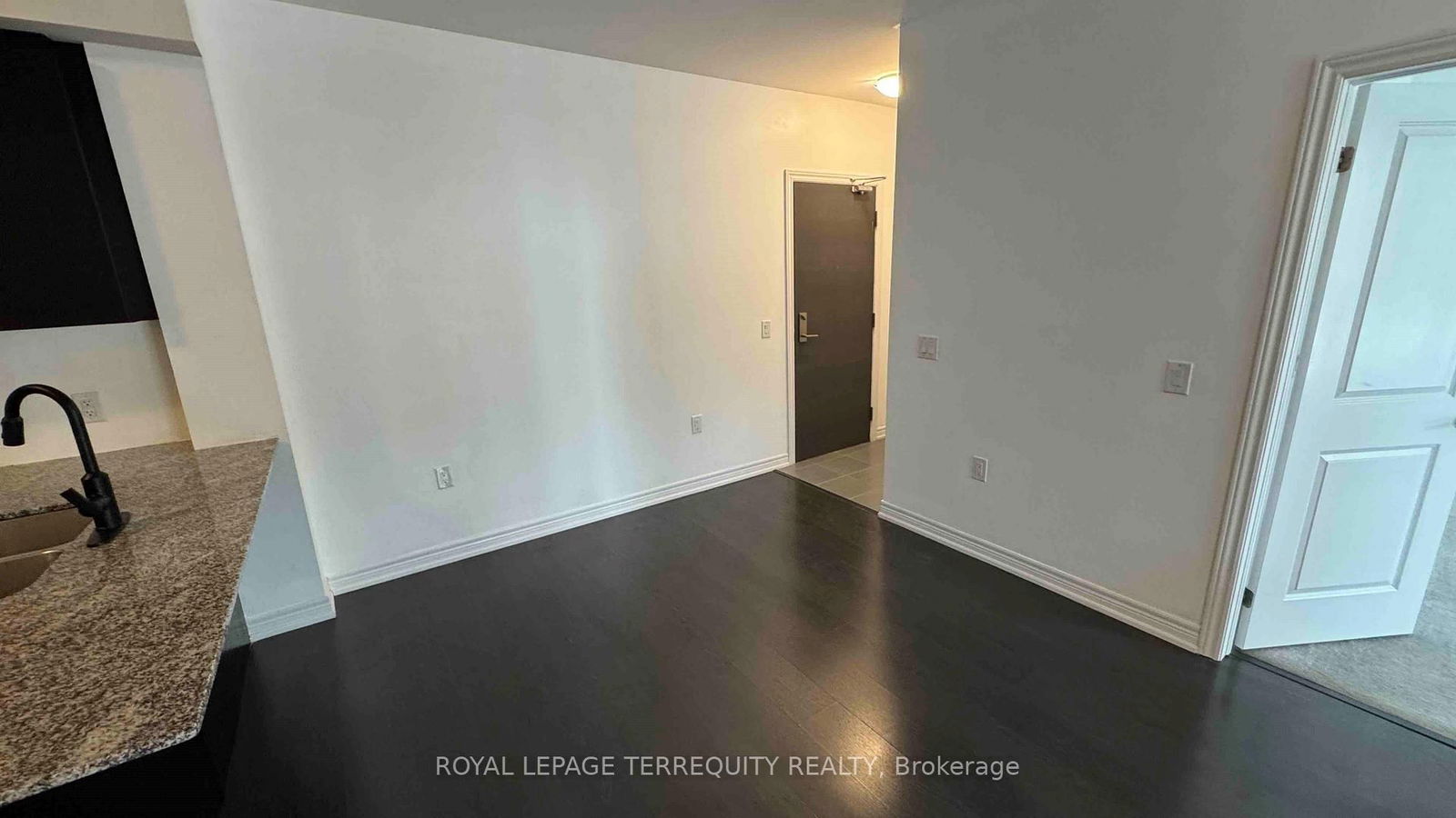 2388 Khalsa Gate, unit 202 for rent