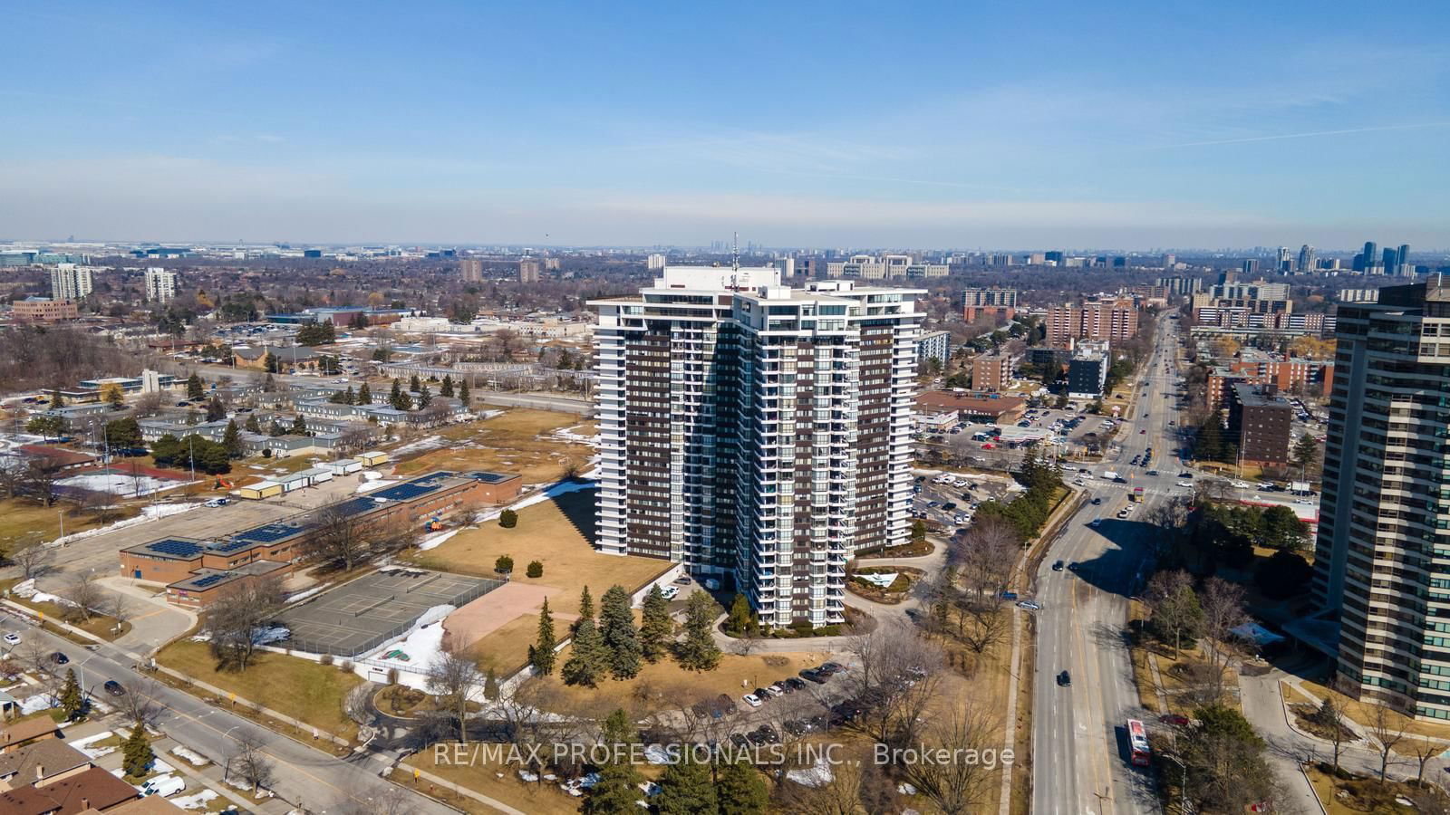 1333 Bloor St, unit 2319 for sale