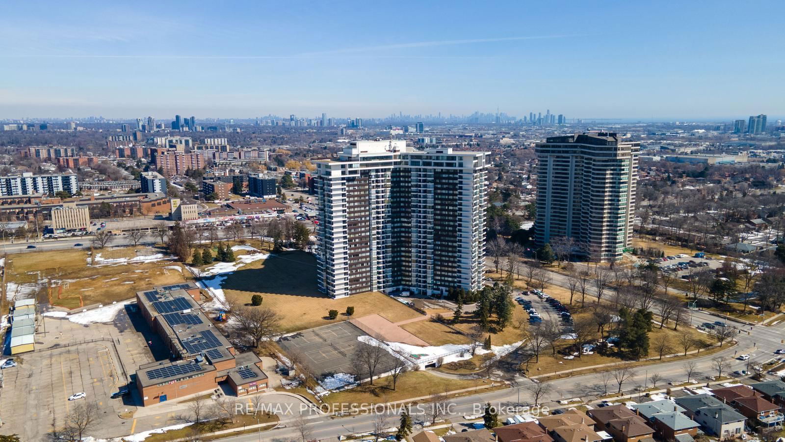 1333 Bloor St, unit 2319 for sale