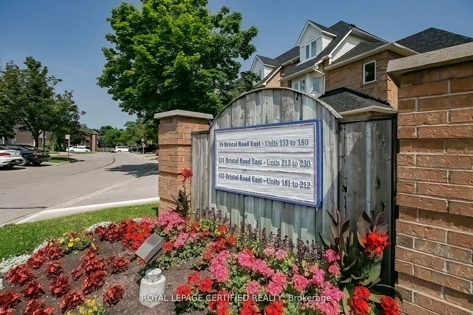 Bristol Road Townhomes, Mississauga, Toronto