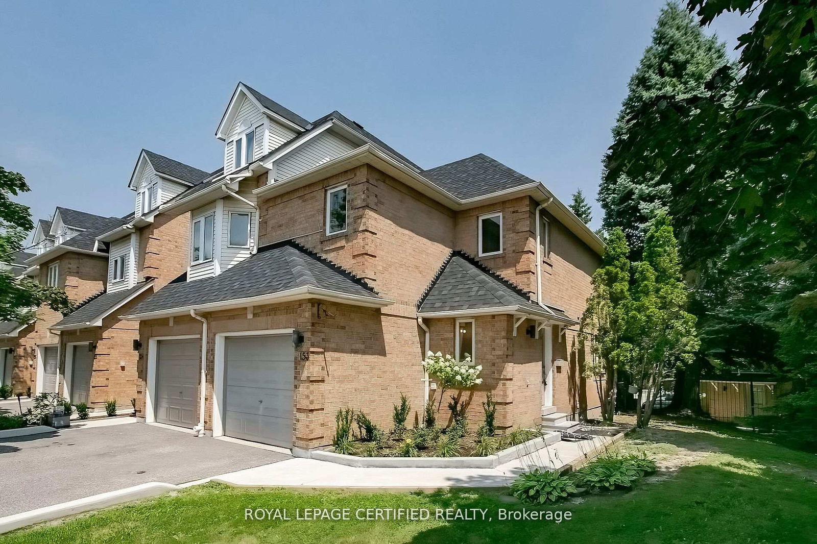 Bristol Road Townhomes, Mississauga, Toronto