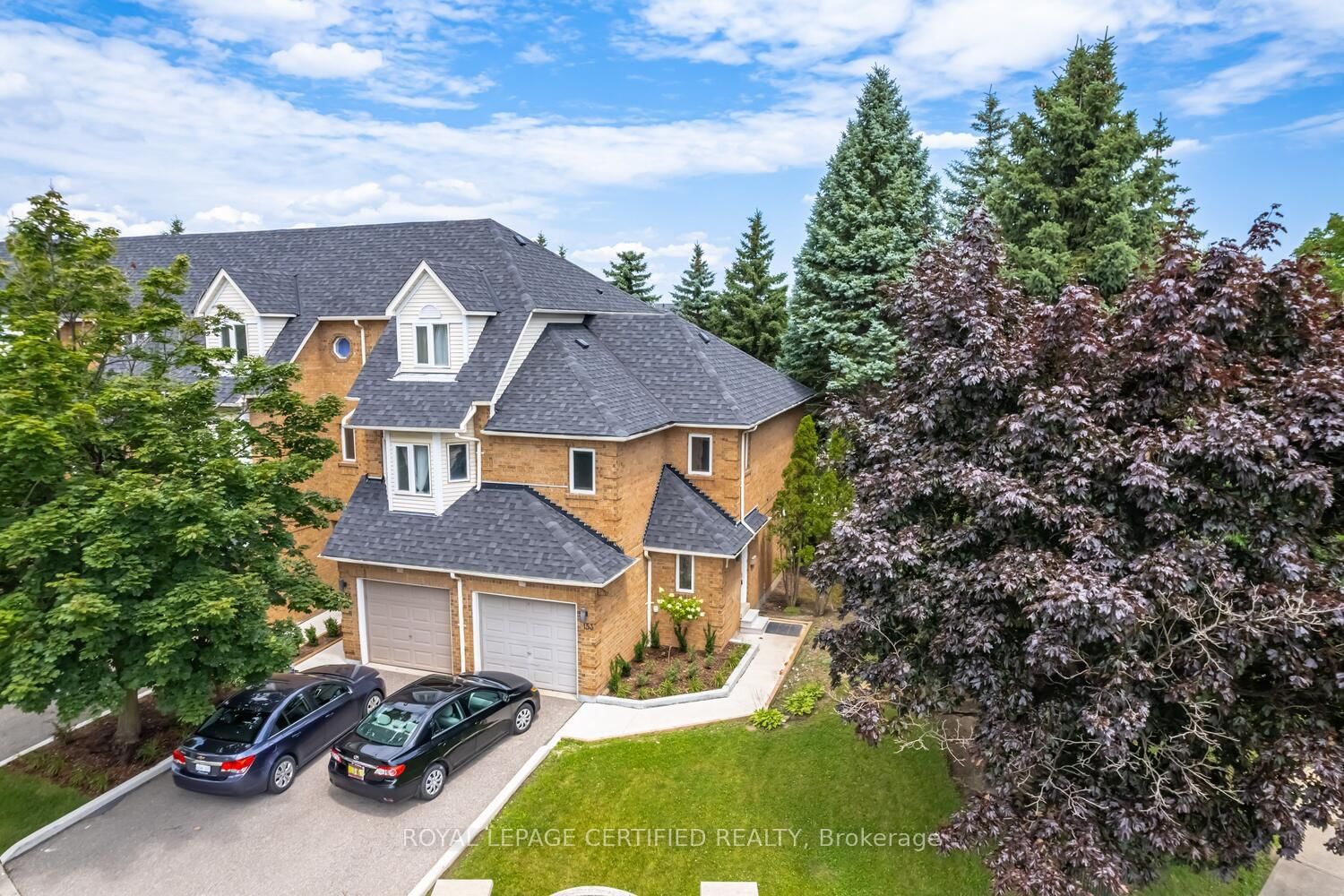 Bristol Road Townhomes, Mississauga, Toronto