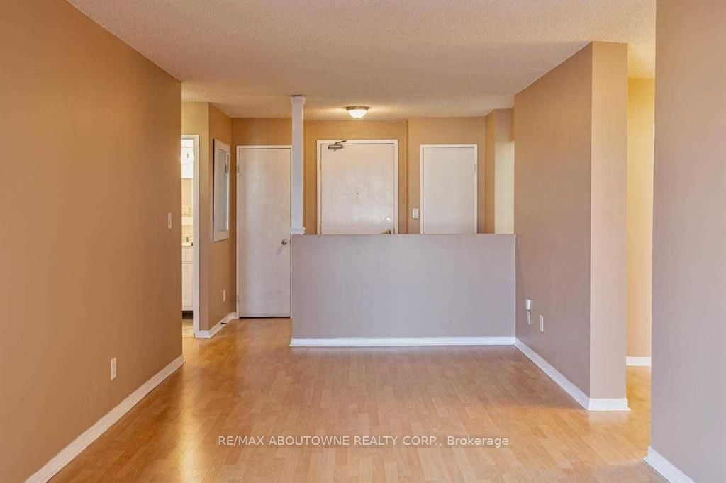 145 Hillcrest Ave, unit 706 for rent