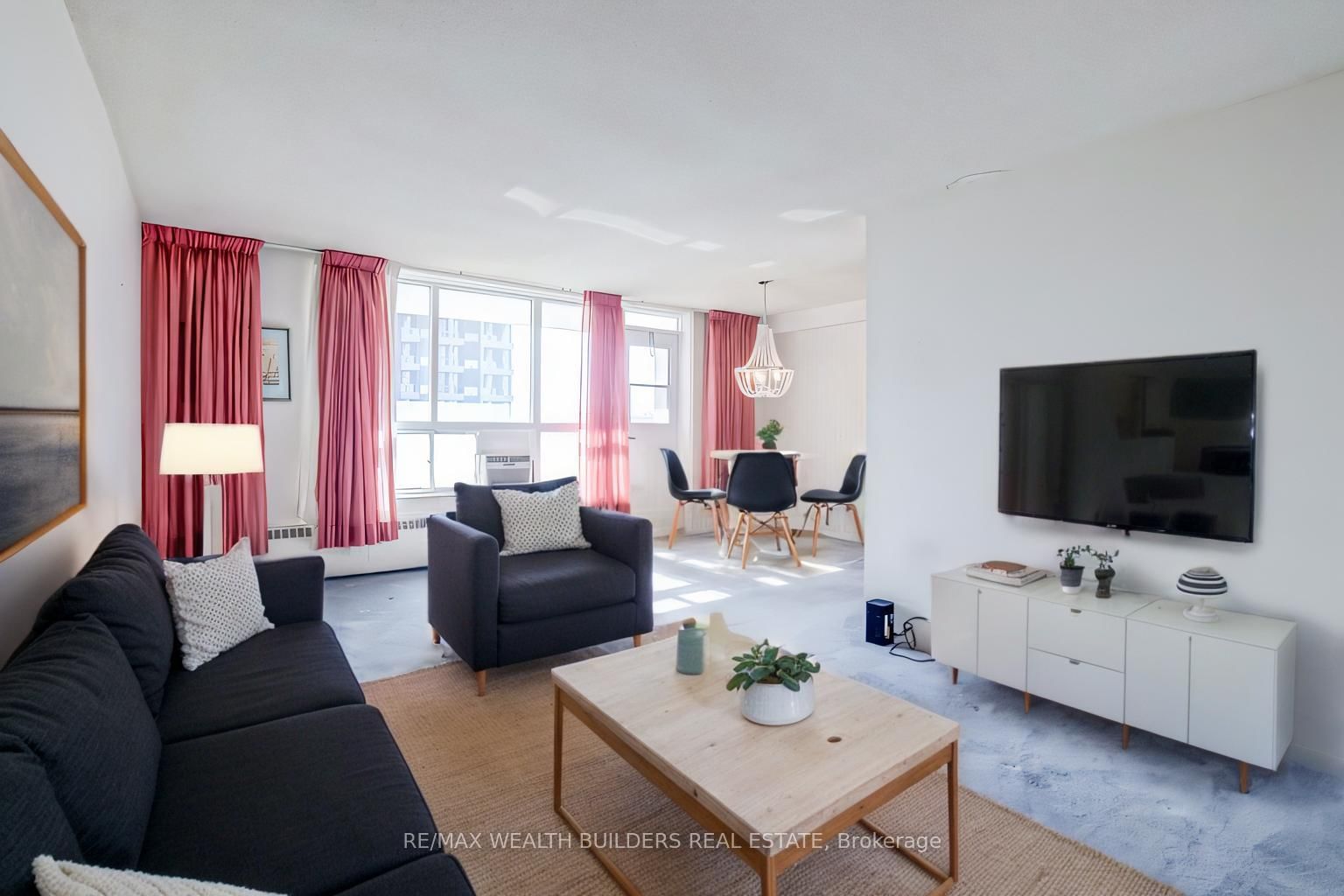 65 Southport St, unit 810 for sale