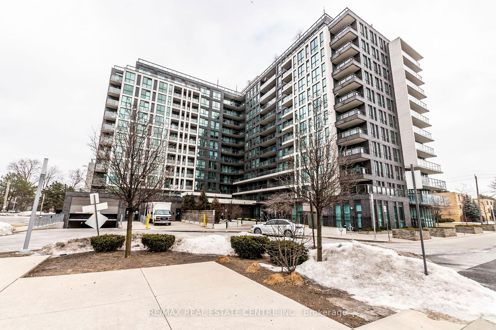 80 Esther Lorrie Dr, unit 719 for sale