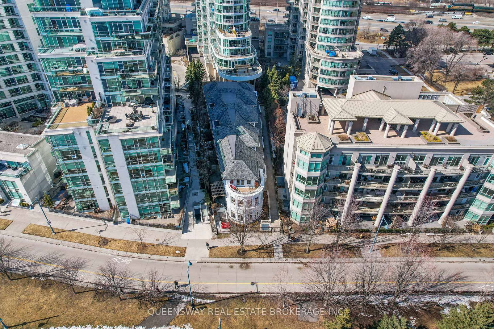 Lakeside Place, Etobicoke, Toronto