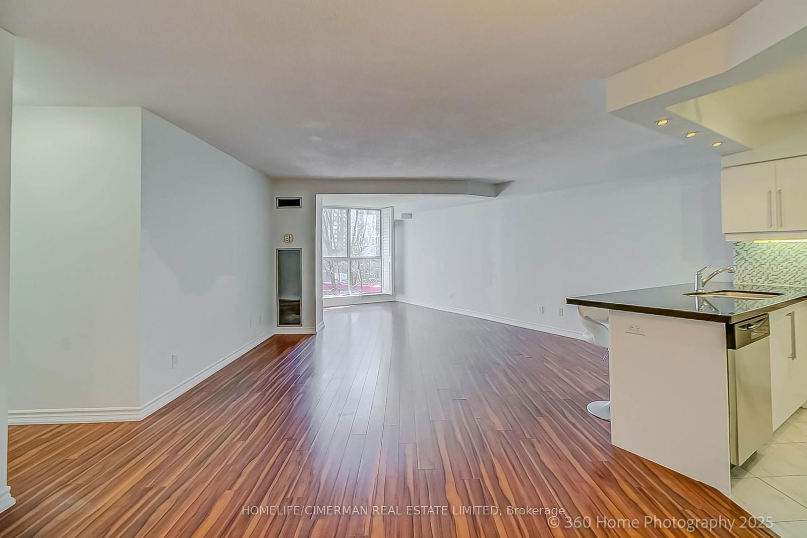 20 Southport St, unit 413 for sale