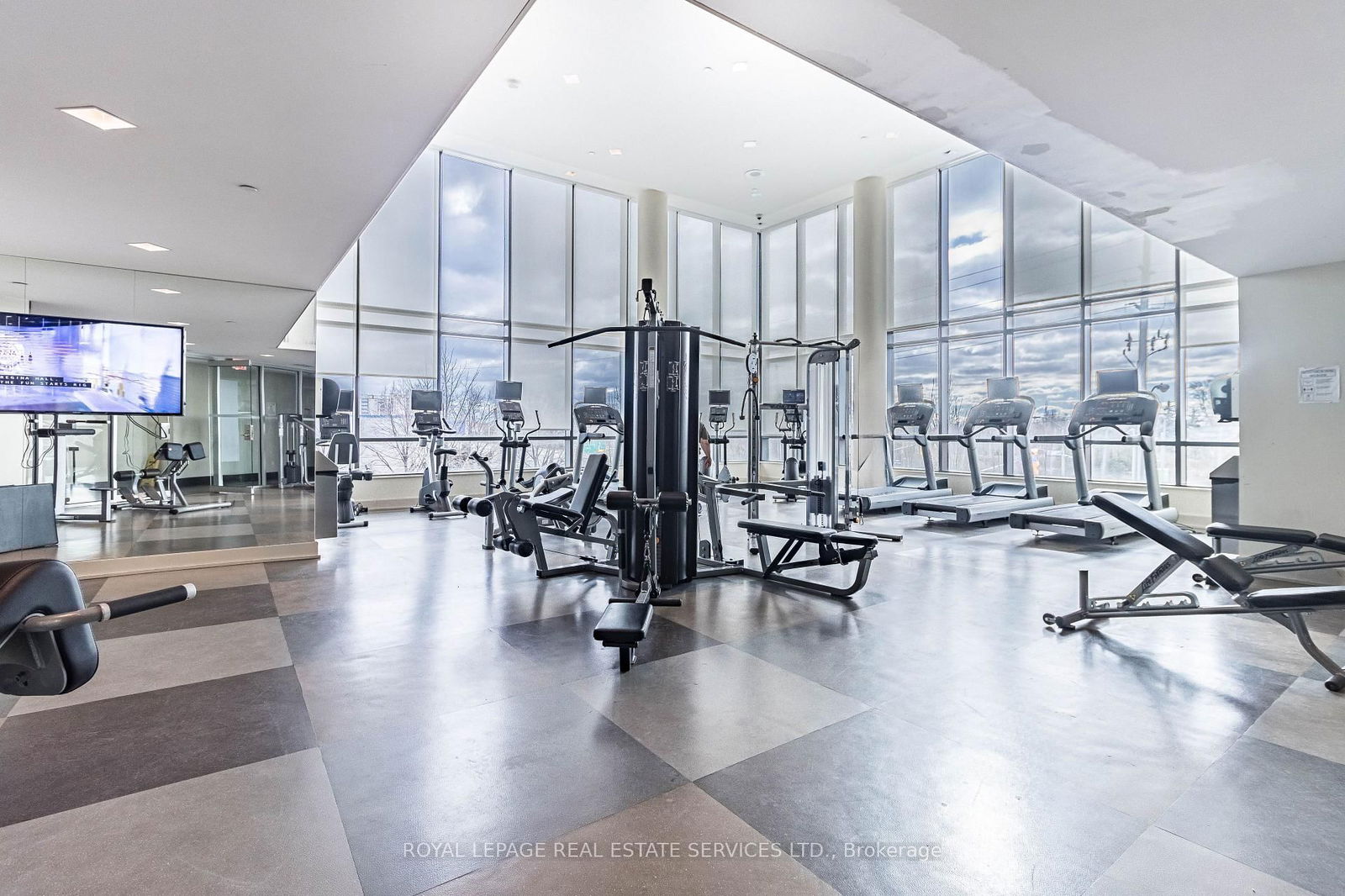 205 Sherway Gardens Rd, unit 111 for rent