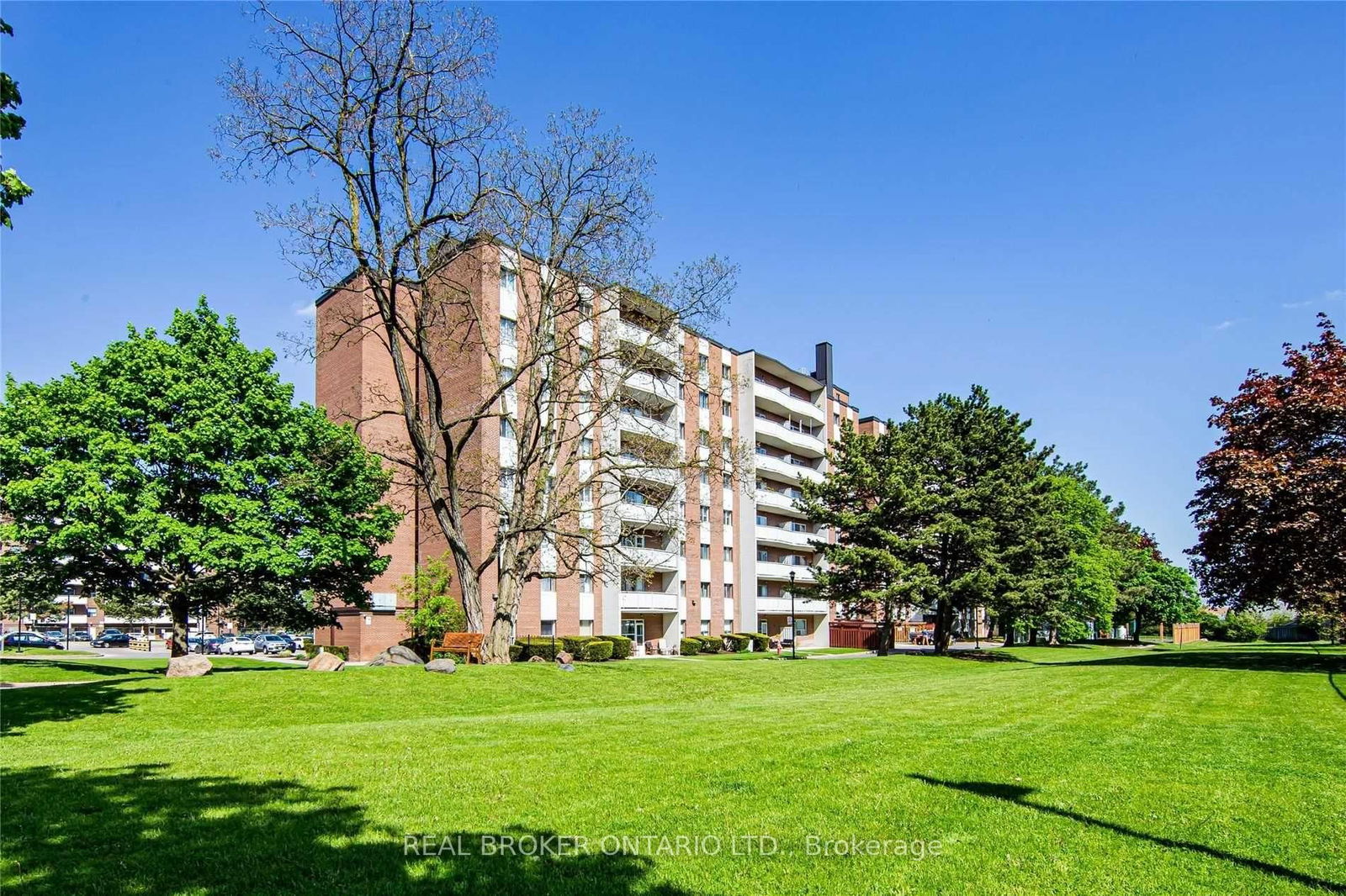 1660 Bloor Condos, Mississauga, Toronto