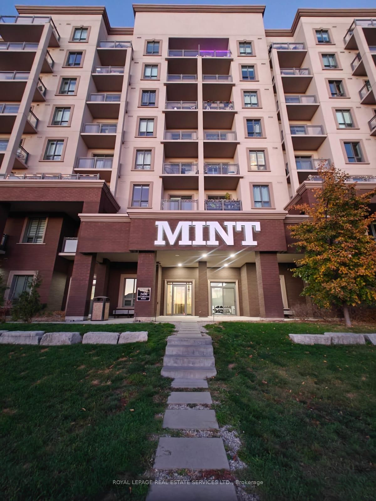 2490 Old Bronte Rd, unit 512 for rent