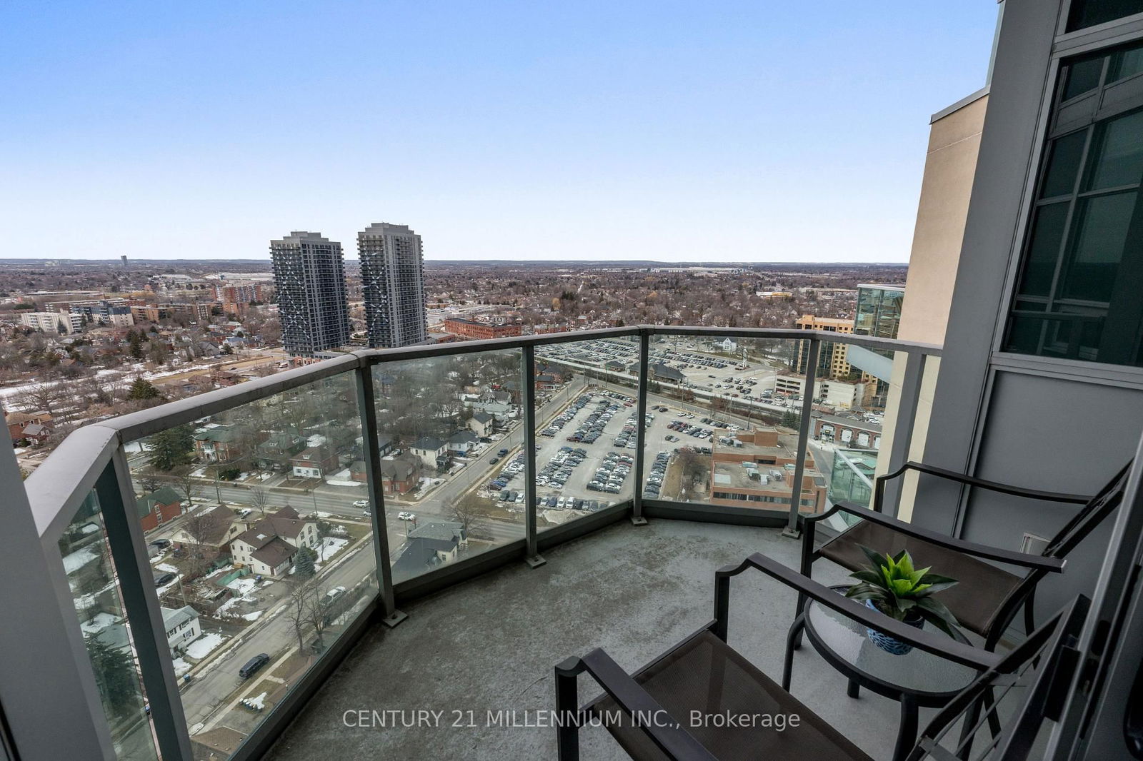 9 George St N, unit 2607 for sale