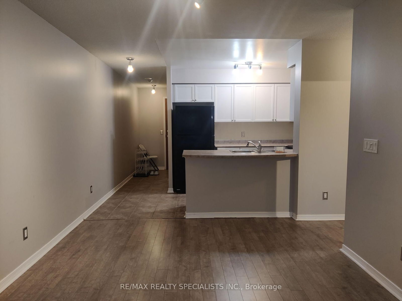 4889 Kimbermount Ave, unit 701 for rent