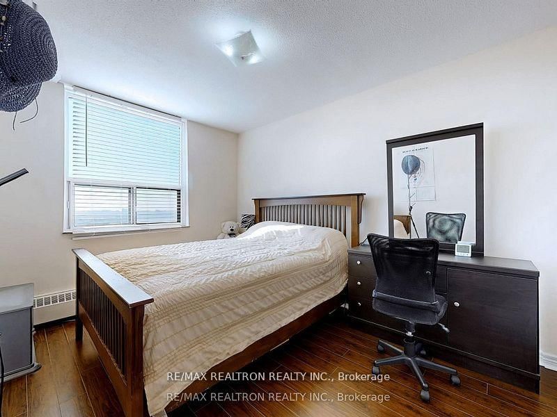 3390 Weston Rd, unit 1906 for sale