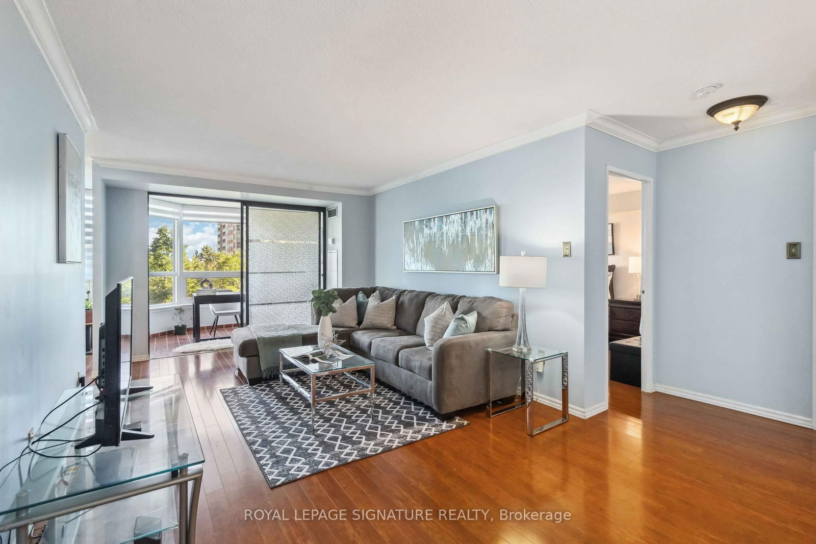 8 Lisa St, unit 504 for sale