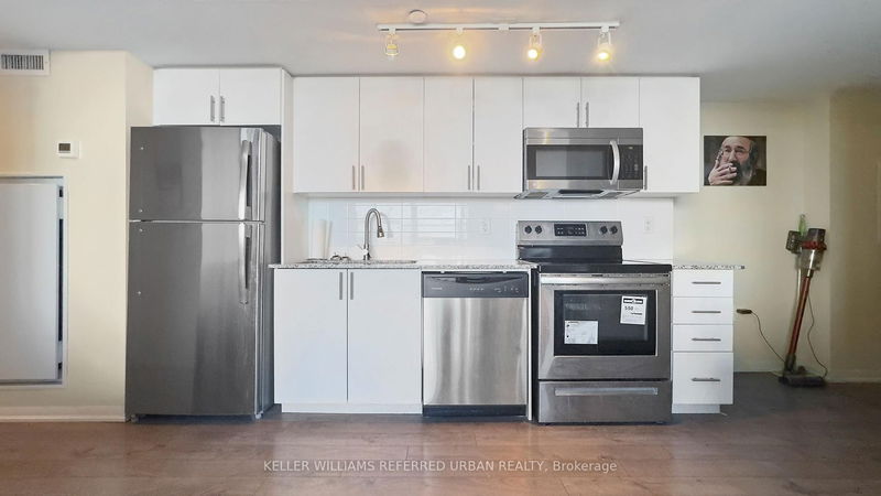 3091 Dufferin St, unit 908 for sale