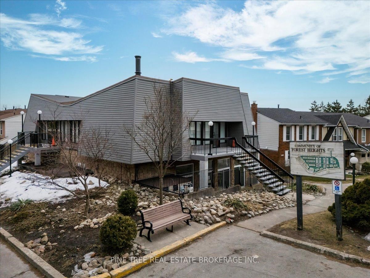 2216-2260 Upper Middle Road Townhomes, Burlington, Toronto