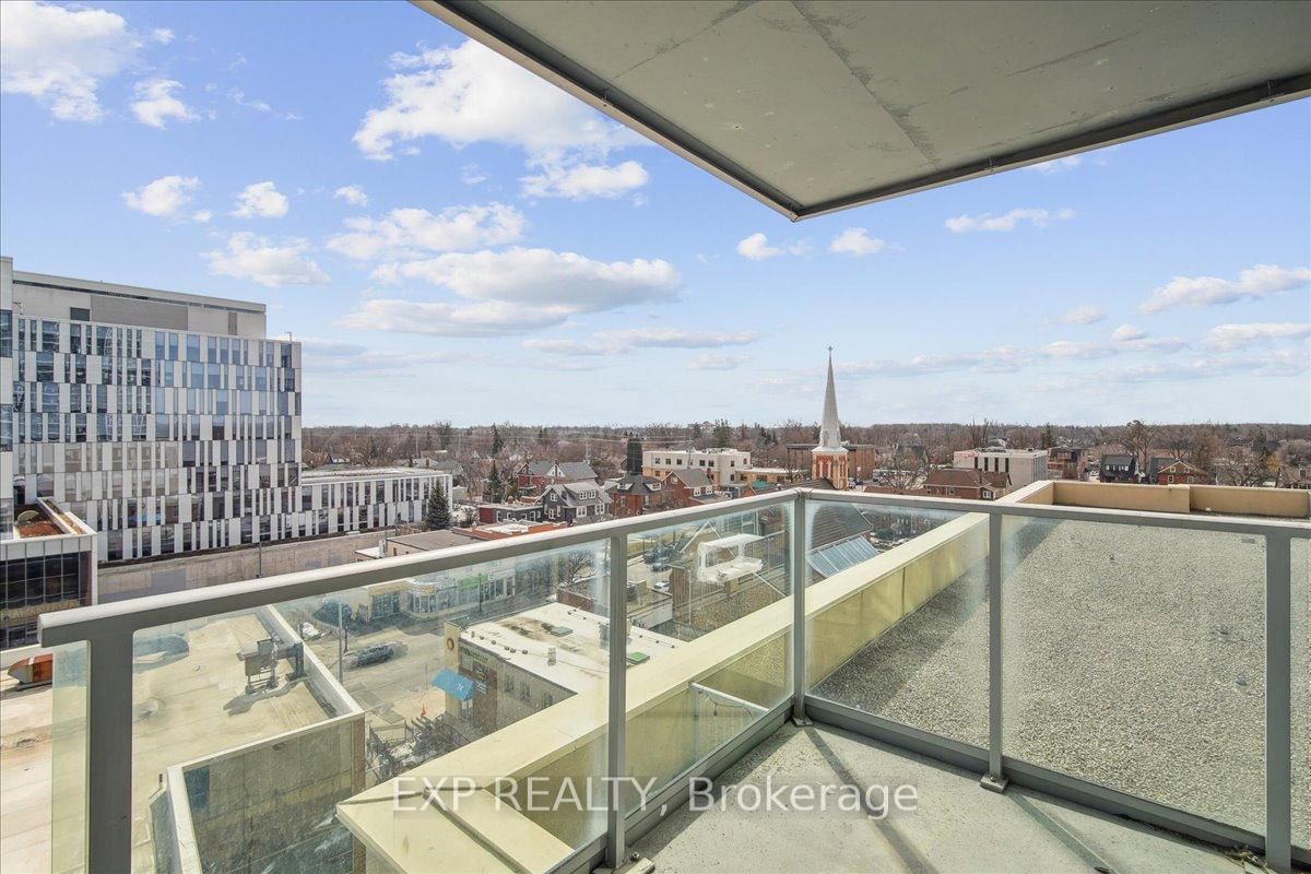 9 George St N, unit 706 for sale