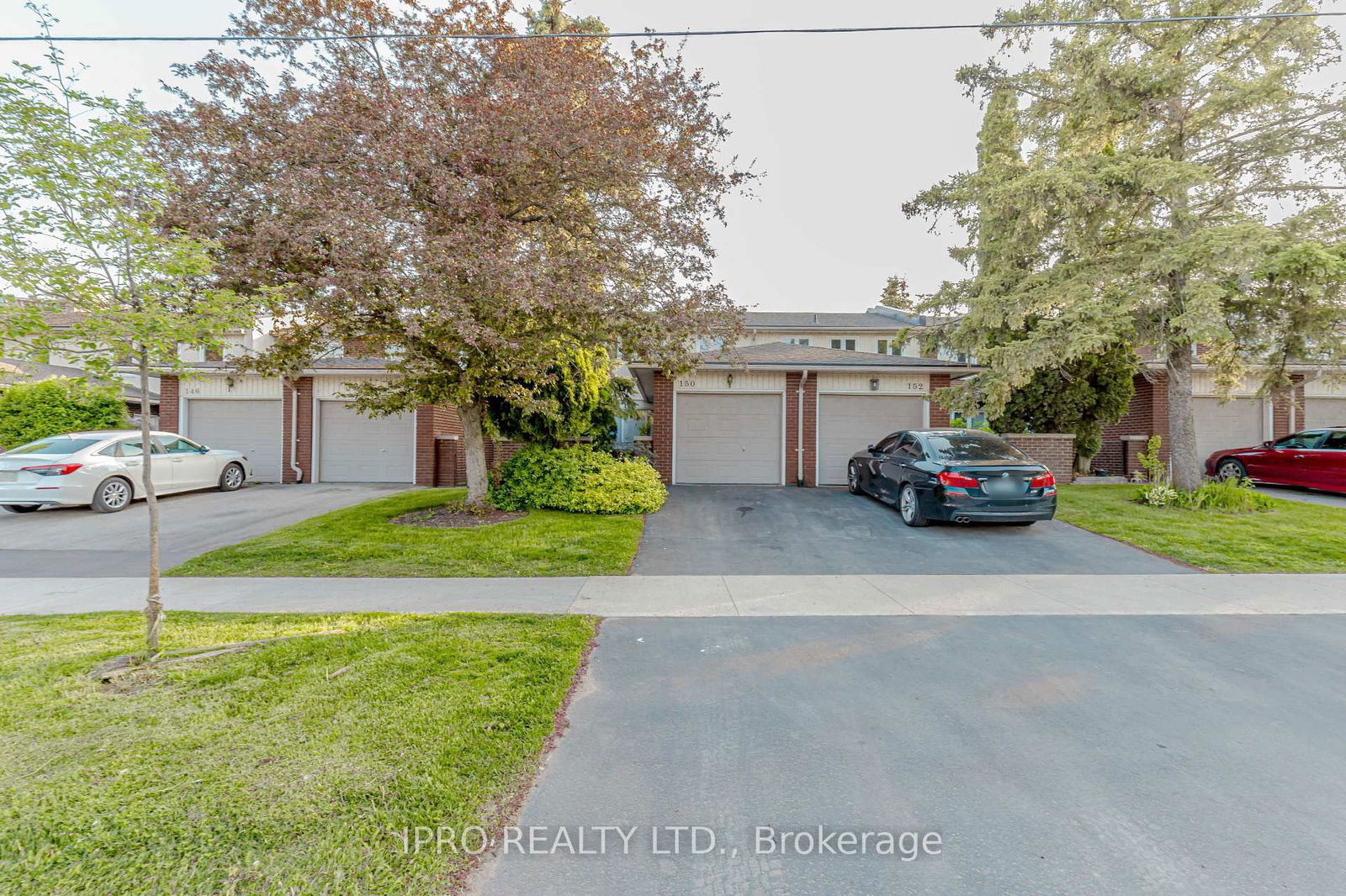 Parkwood Village Townhomes, Burlington, Toronto