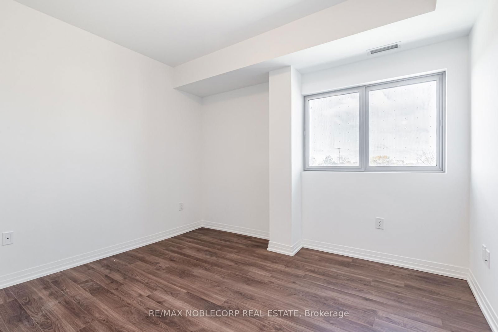 408 Brown's Line, unit 301 for rent