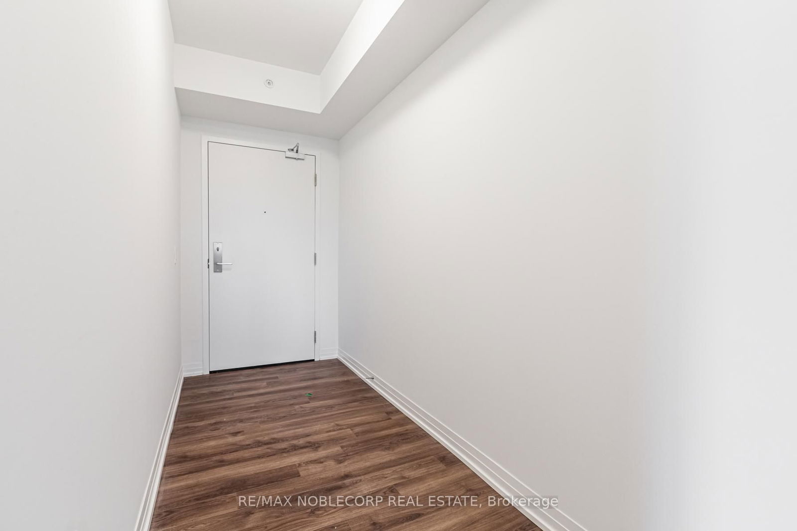 408 Brown's Line, unit 301 for rent