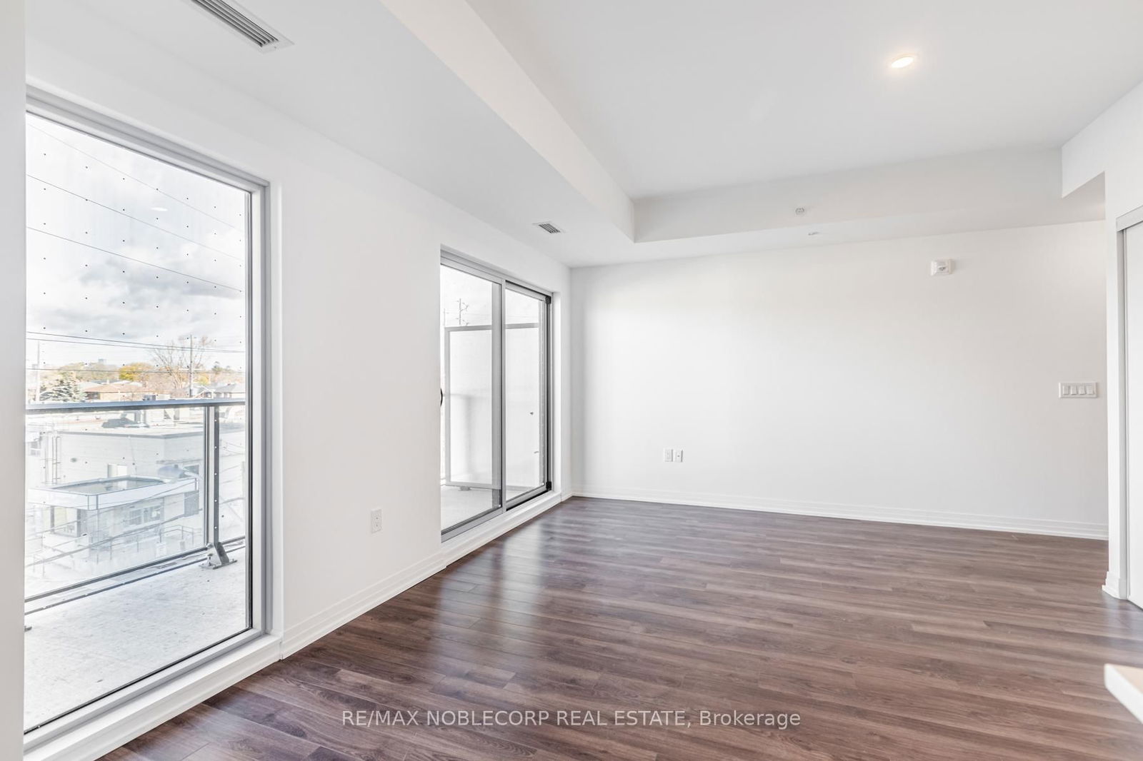 408 Brown's Line, unit 301 for rent