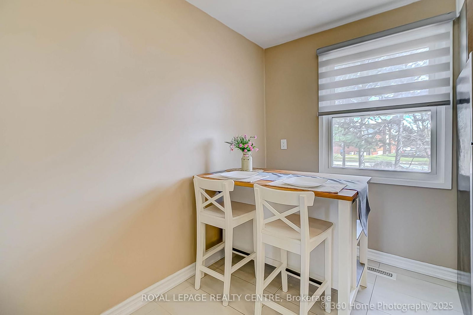 5878 Montevideo Rd, unit 6 for sale