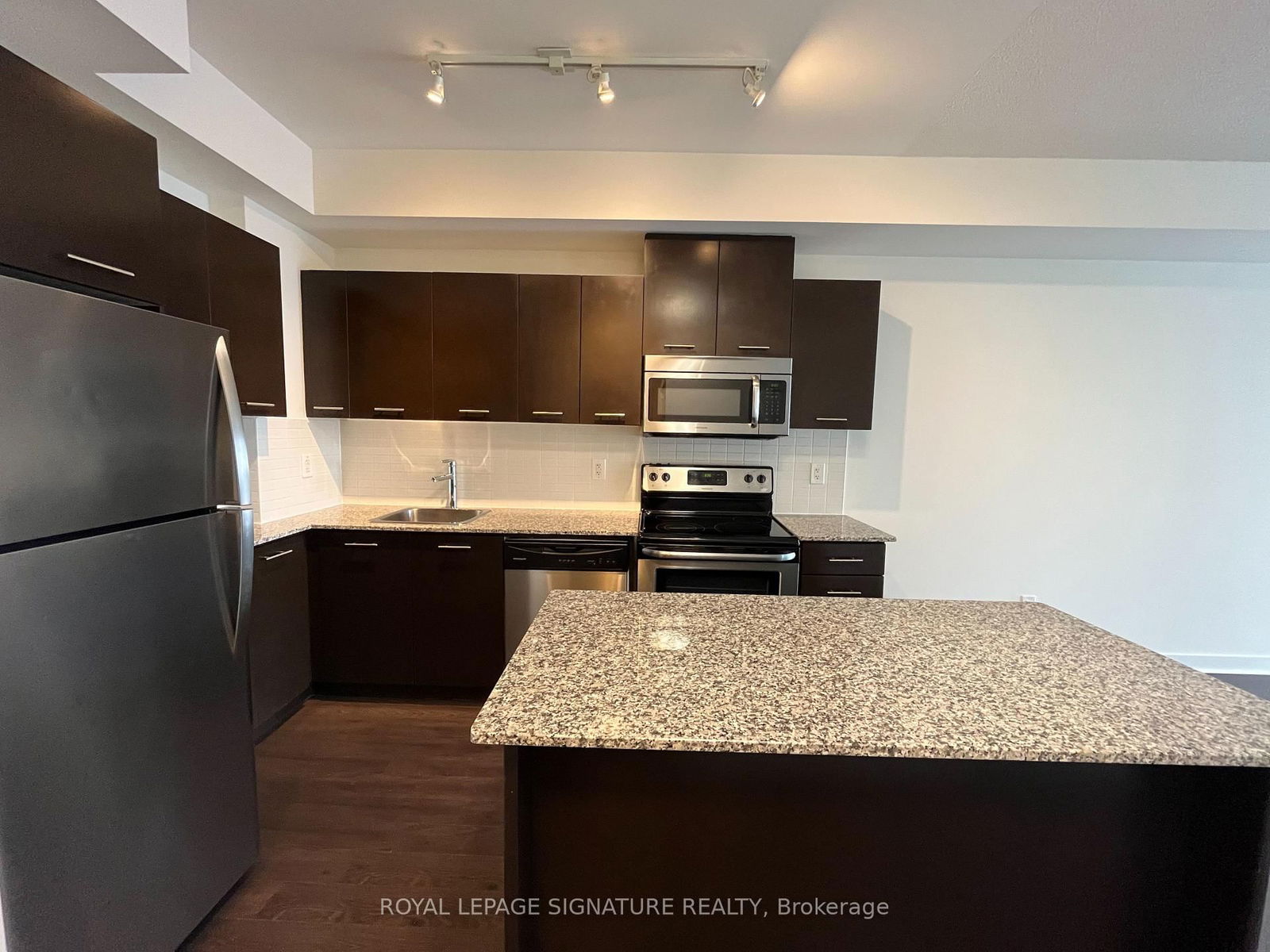 360 Square One Dr, unit 2107 for rent