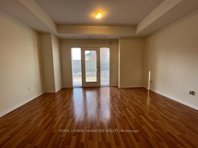 60 Fairwood Circ, unit 5 for rent