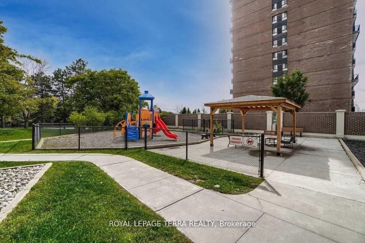 4 Lisa St, unit 1207 for rent