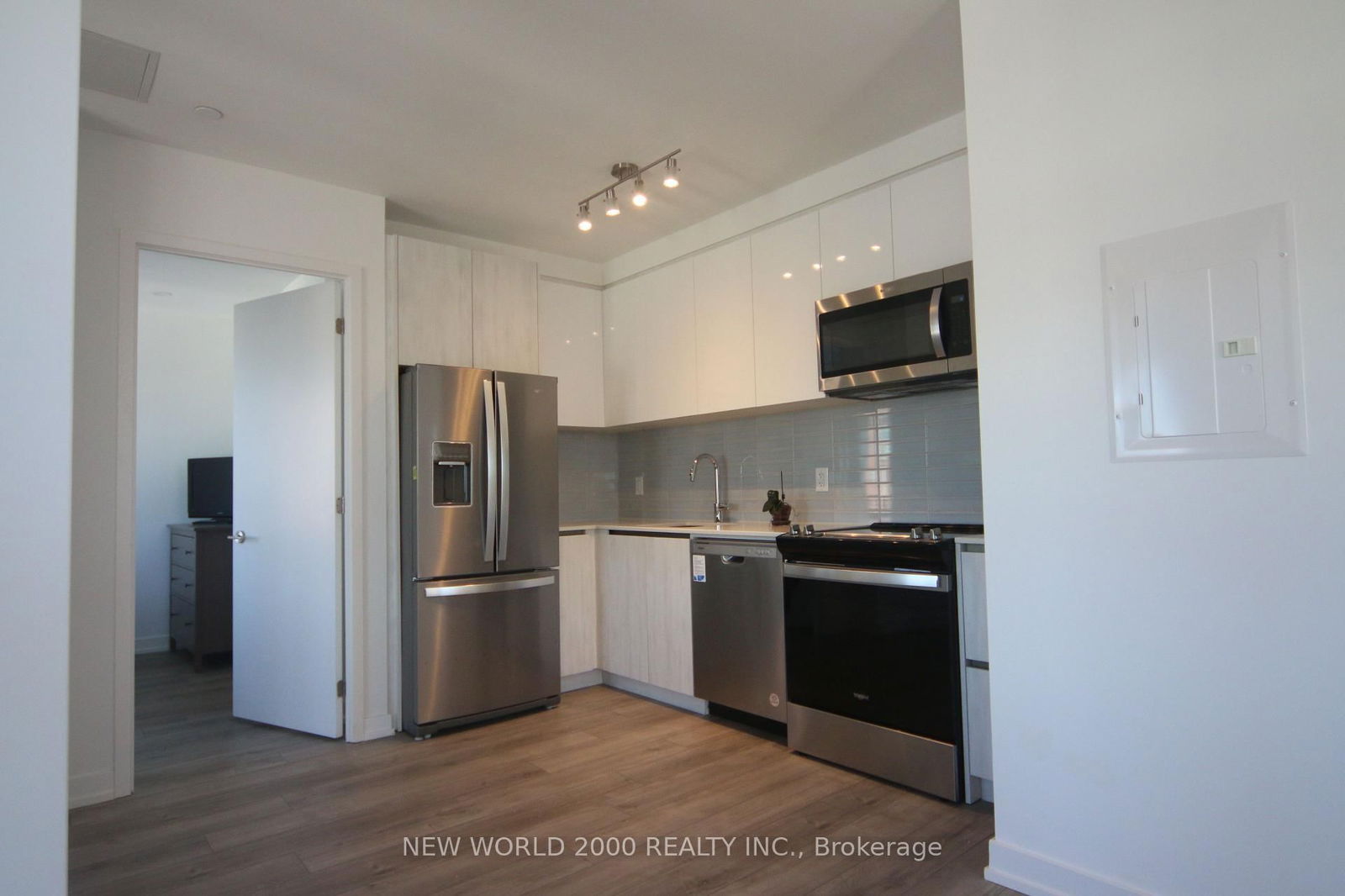 3100 Keele St, unit 820 for sale