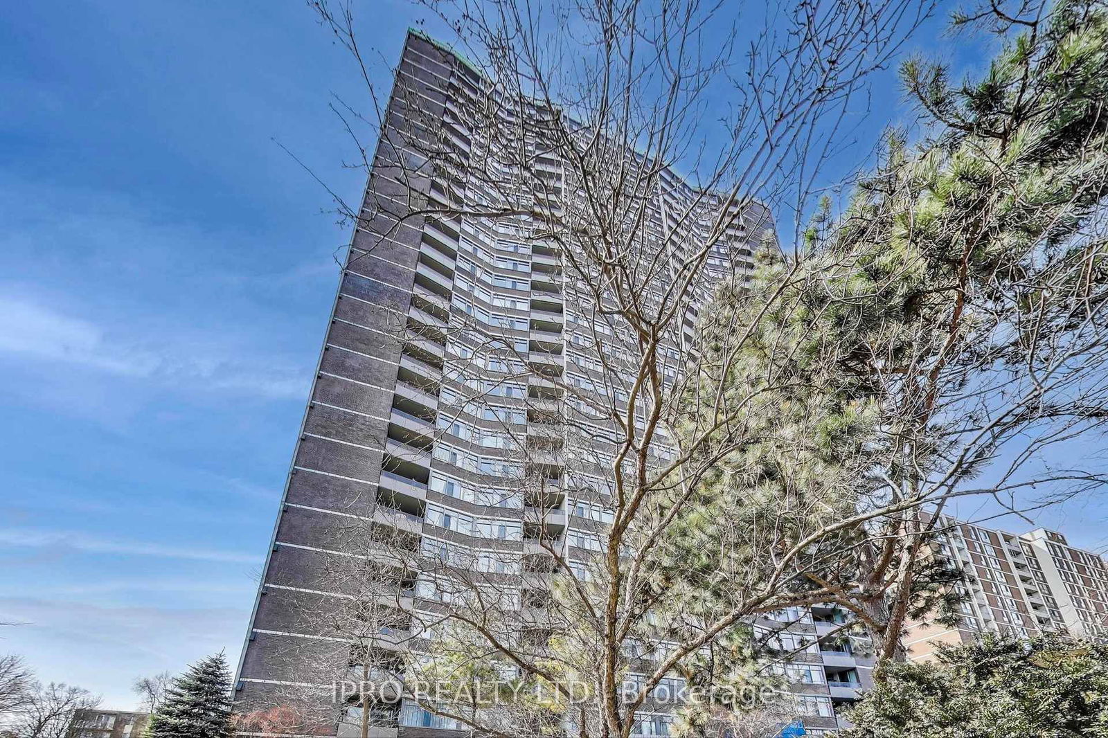 3100 Kirwin Ave, unit 2906 for sale