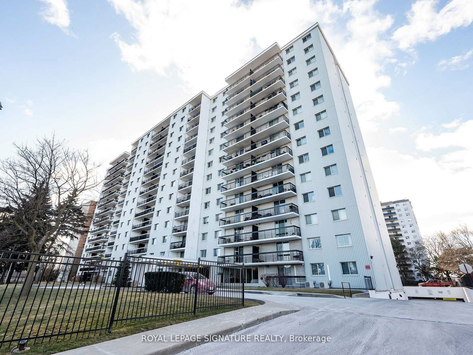 1100 Caven St, unit 610 for sale