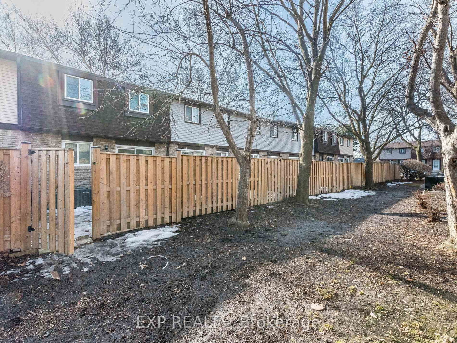 45 Hansen Road Townhomes, Brampton, Toronto