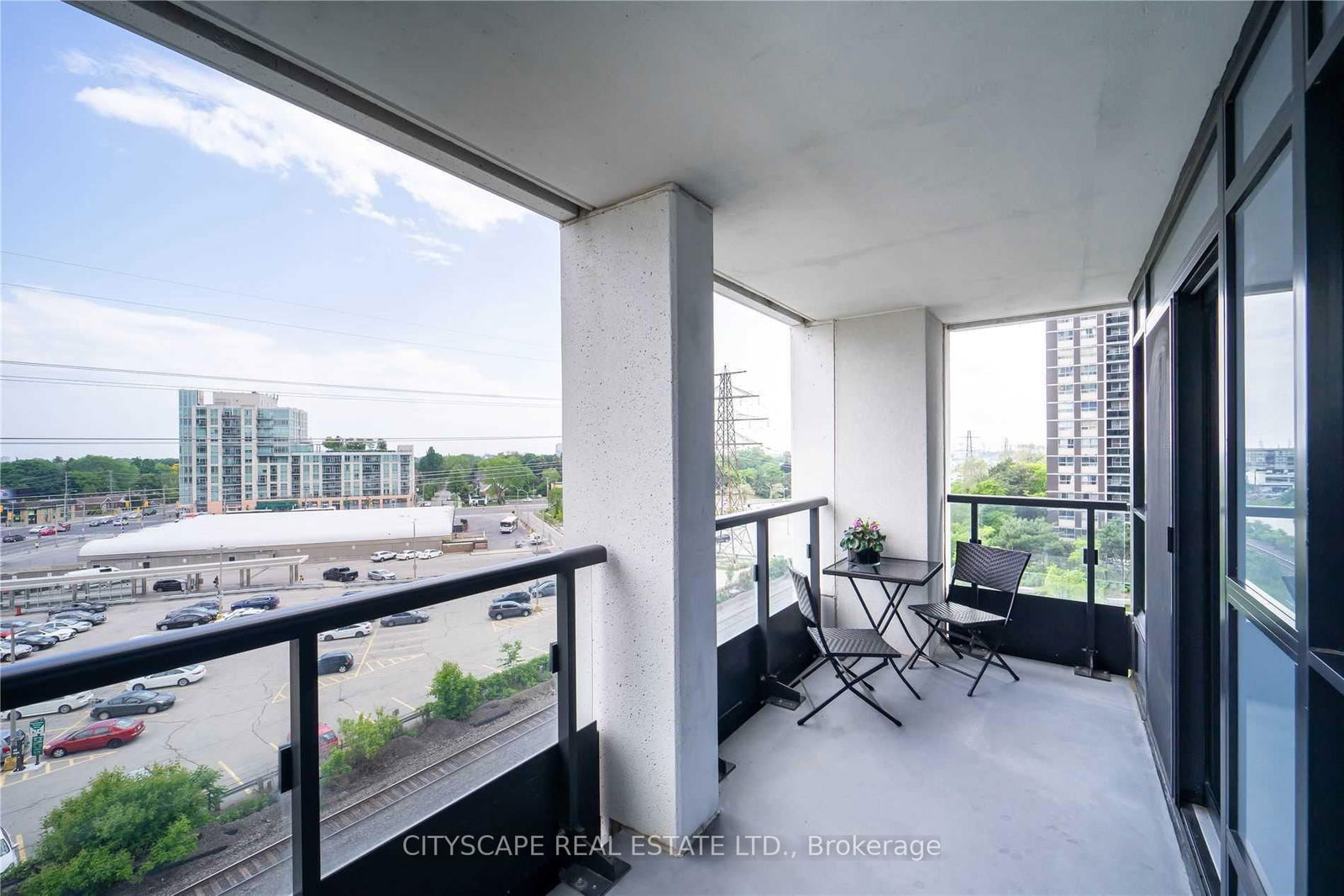 7 Mabelle Ave, unit 509 for rent