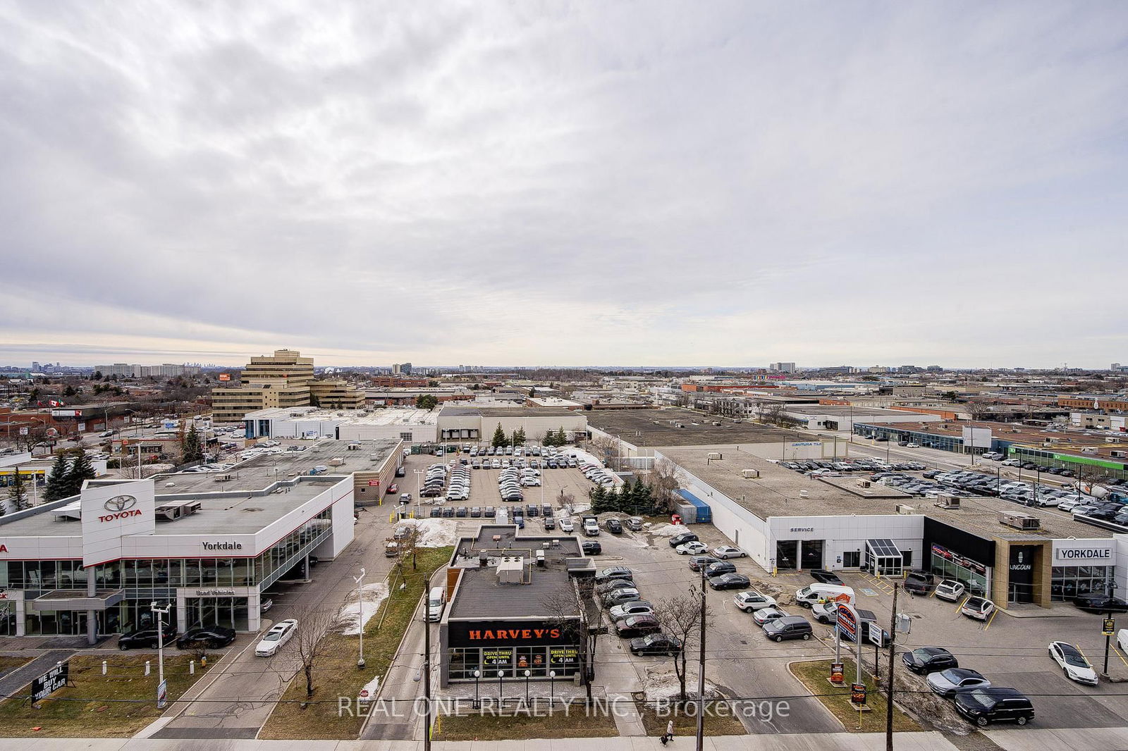 3091 Dufferin St, unit 901 for sale