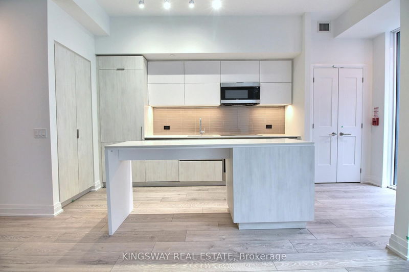 21 Park St E, unit Th2 for sale