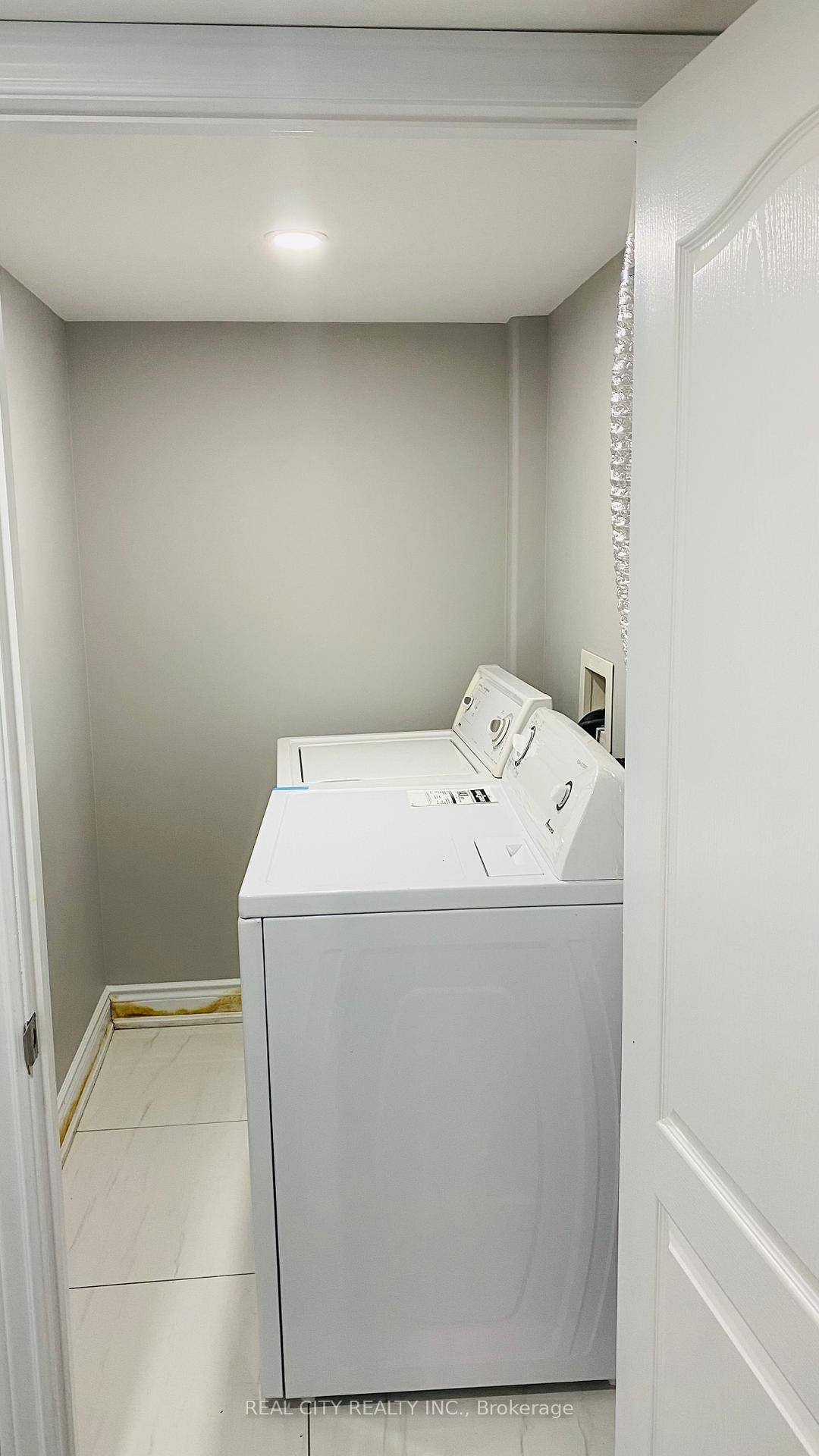 5953 Chorley Basement Pl for rent 