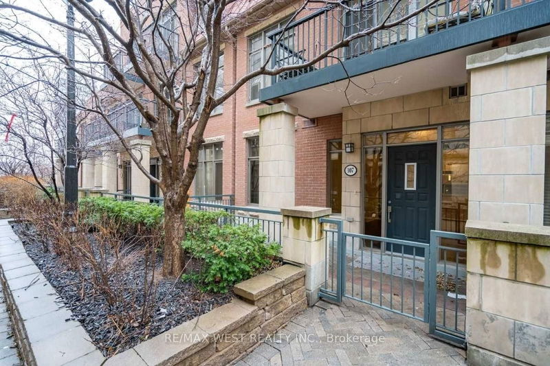 330 Princess Royal Dr, unit 107 for rent