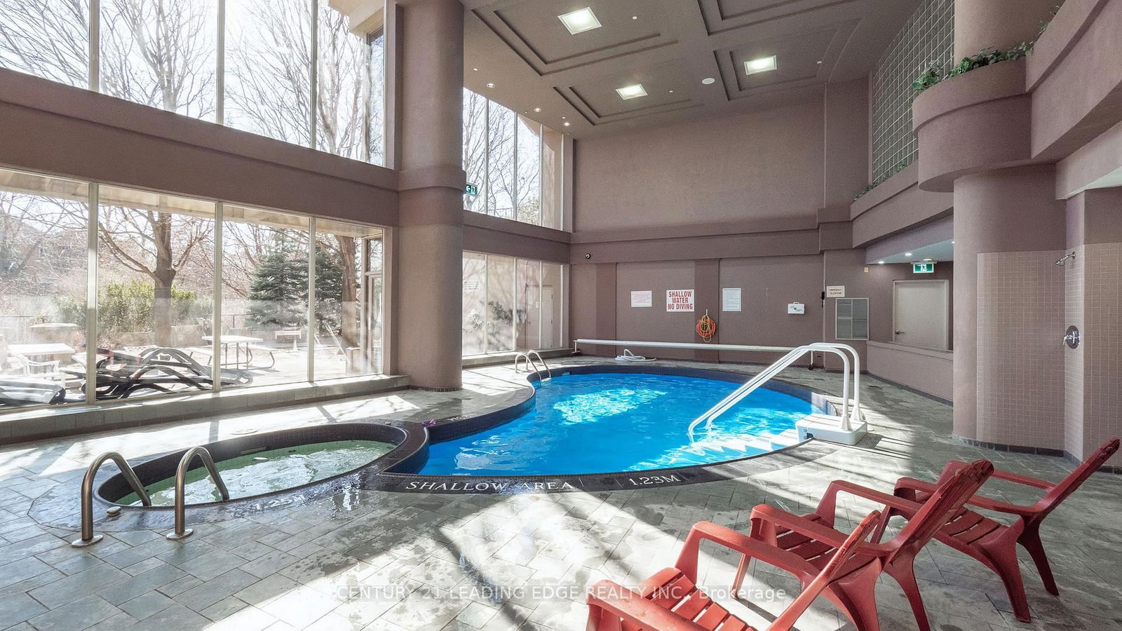 50 EGLINTON Ave W, unit 909 for sale