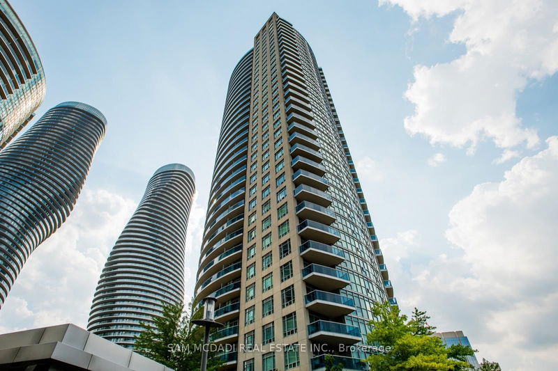 80 Absolute Ave, unit 703 for rent