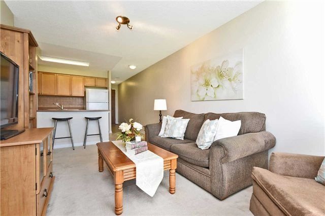 4879 Kimbermount Ave, unit 211 for sale - image #6
